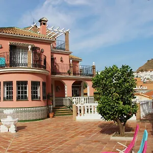 villa-malaga.1costadelsol.com/